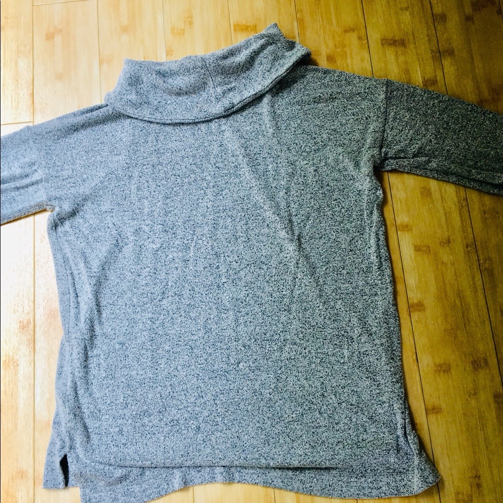 Girl’s gray cowl-neck sweater